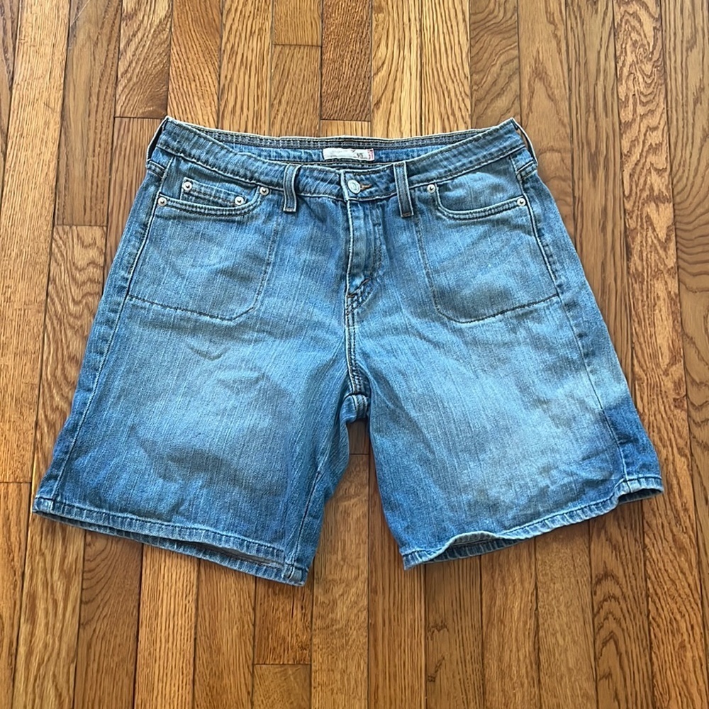 Levi’s 545 Shorts Medium Wash‎ Faded Sz 12 streetwear Bermuda 32”